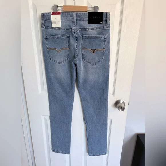 NWT GUESS Mens Light Blue Jeans 31 - Picture 4 of 8